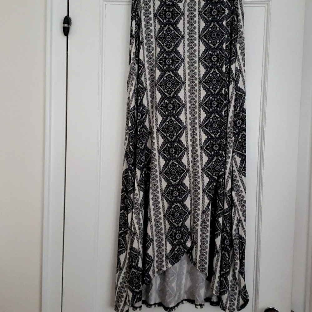 SADIE & SAGE Boho faux wrap front long skirt Made in USA Size L